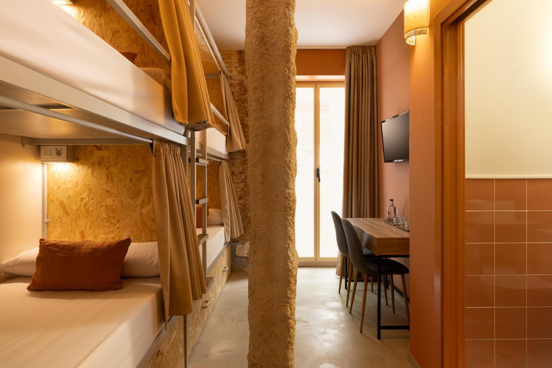 بيت شباب The Loft House مدريد المظهر الخارجي الصورة